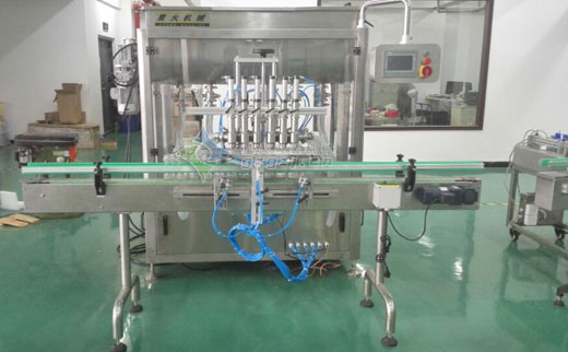 6頭臥式攪拌醬料灌裝機(jī)