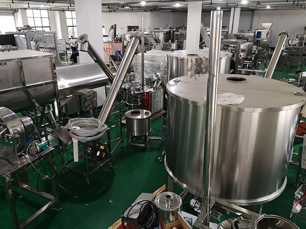 給袋式自動(dòng)粉劑包裝機(jī)械實(shí)拍圖